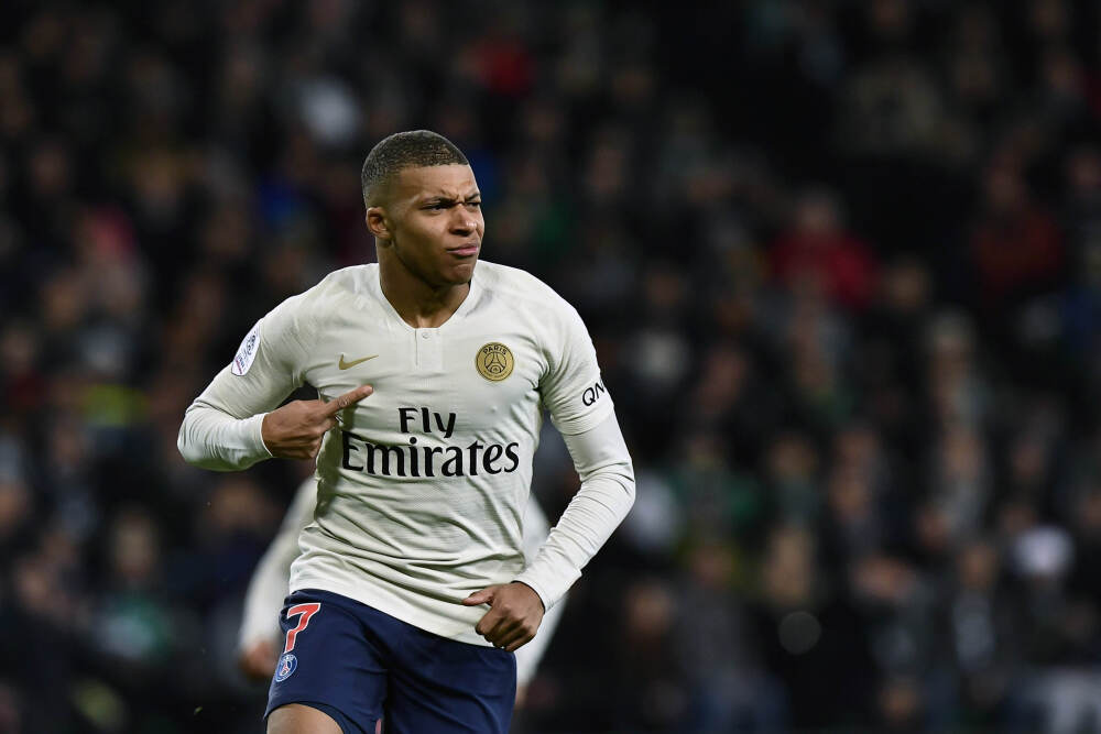 世体：河床将1亿美金扩建纪念碑球场迎世界杯，增加顶棚容量10万